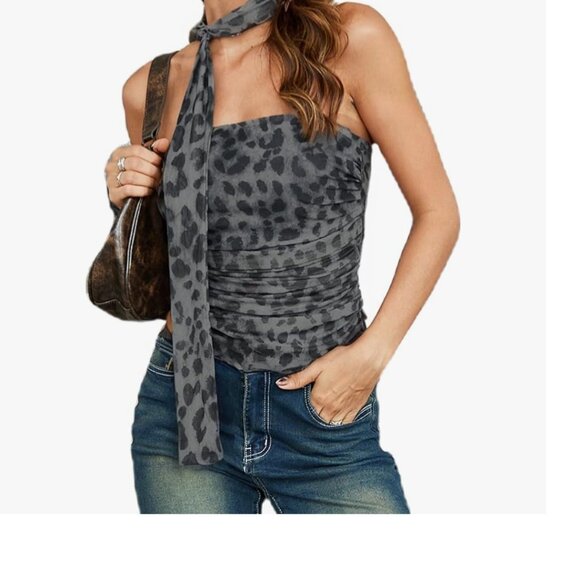 Black Preppy Women's Leopard Jacquard Halter Top - Picture 1 of 6